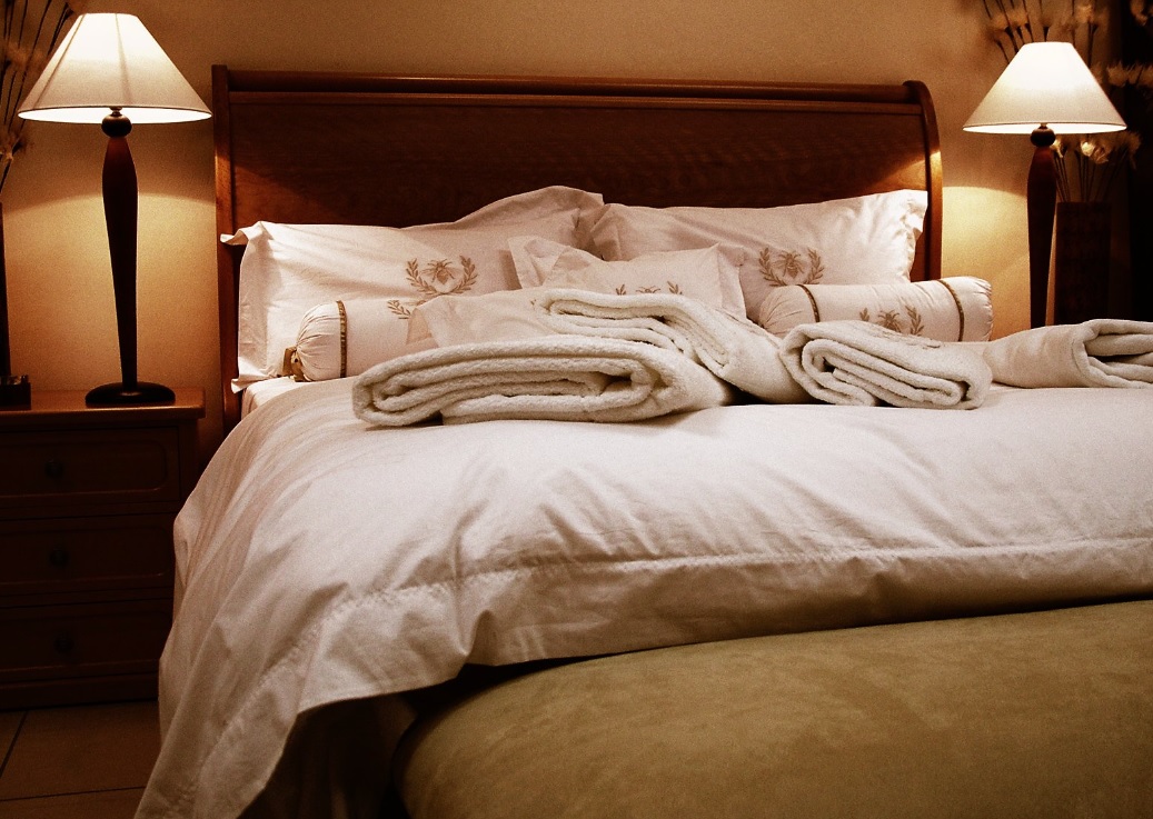 What is the Optimal AC Temperature for Comfortable Sleeping? Around